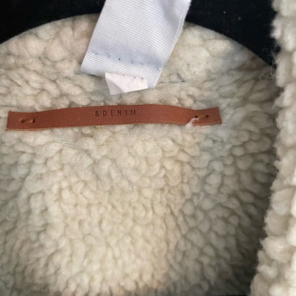 HM Sherpa Line Oversized Denim Jacket - Picture 5 of 6